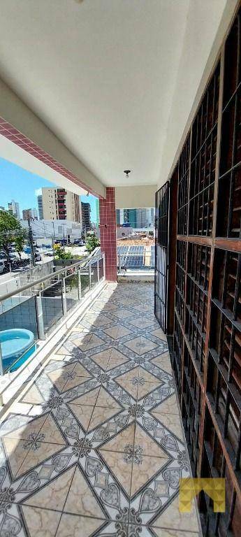 Casa à venda e aluguel com 4 quartos, 221m² - Foto 60