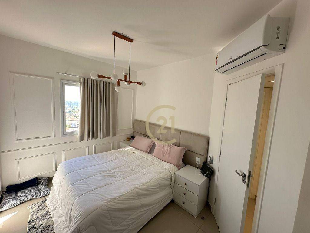 Apartamento à venda com 3 quartos, 176m² - Foto 8