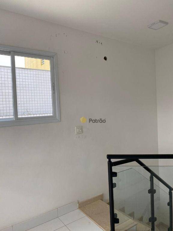 Cobertura para alugar com 3 quartos, 200m² - Foto 22