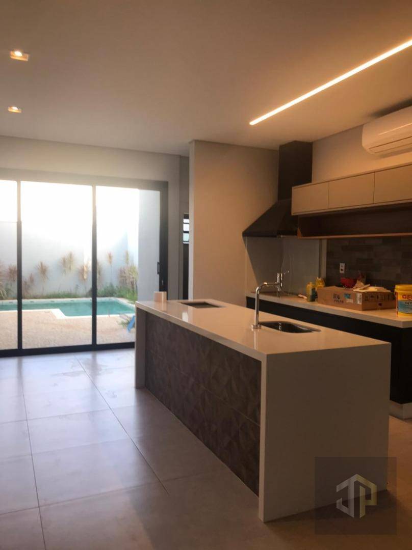 Casa à venda com 3 quartos, 228m² - Foto 16