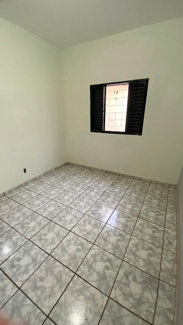 Casa para alugar com 2 quartos, 140m² - Foto 14