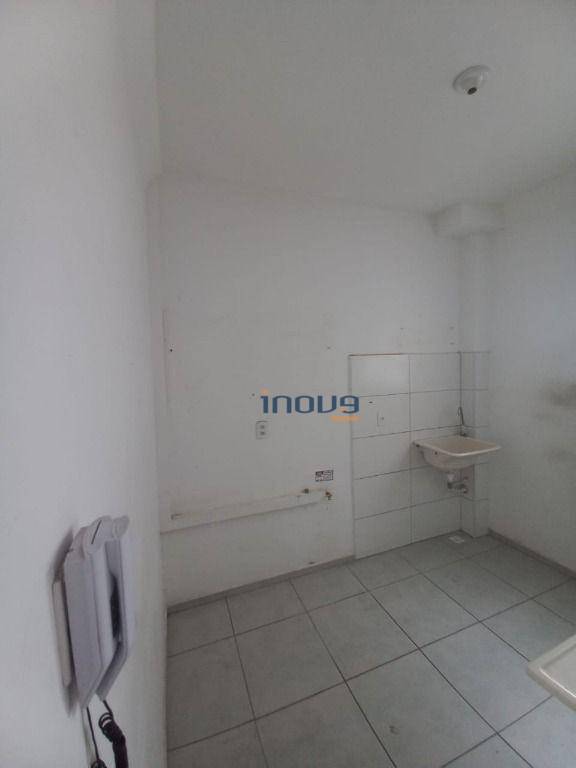 Apartamento à venda com 2 quartos, 44m² - Foto 12