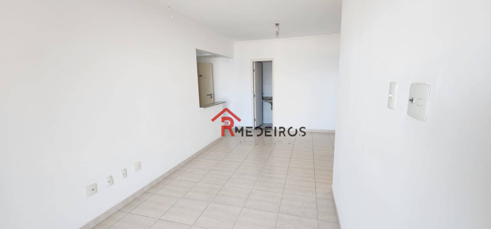 Apartamento à venda com 3 quartos, 101m² - Foto 4