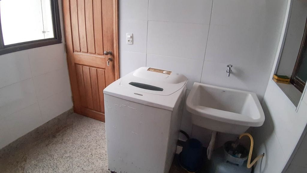 Apartamento à venda com 3 quartos, 109m² - Foto 28