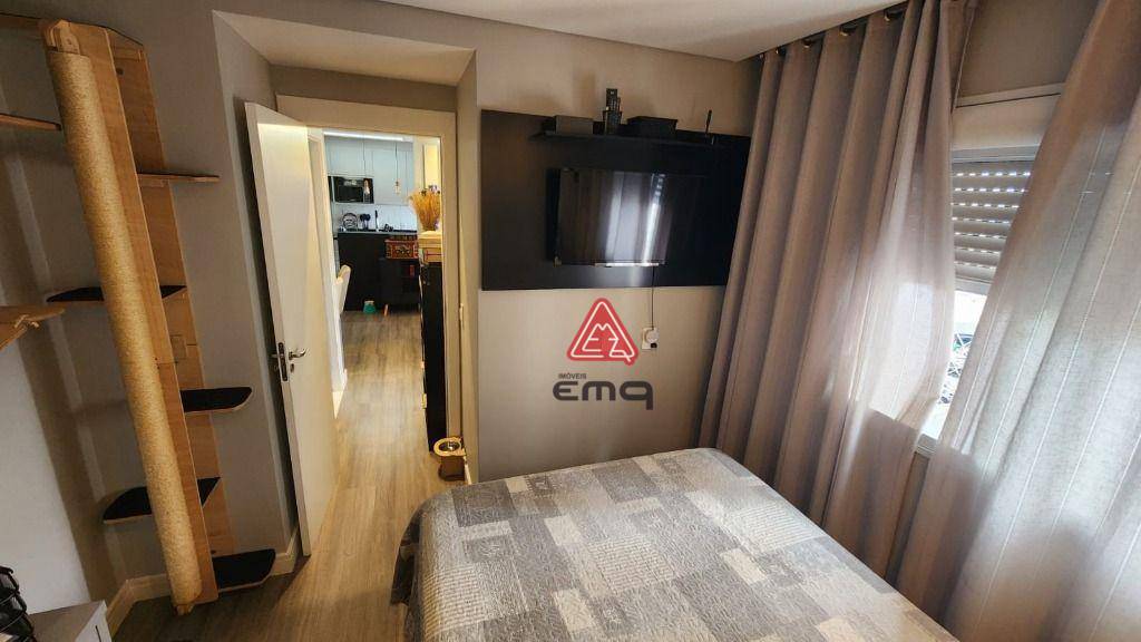 Apartamento à venda com 2 quartos, 40m² - Foto 19