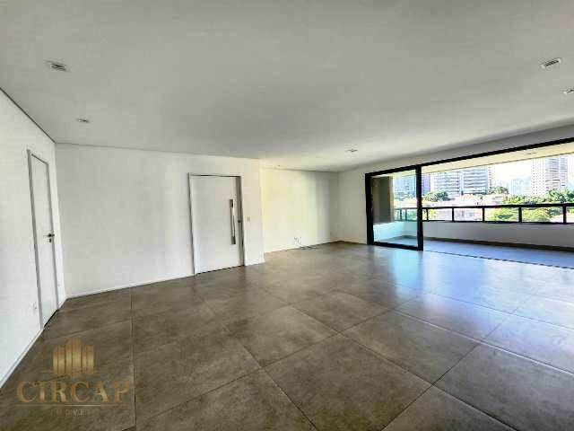 Apartamento à venda com 3 quartos, 187m² - Foto 7