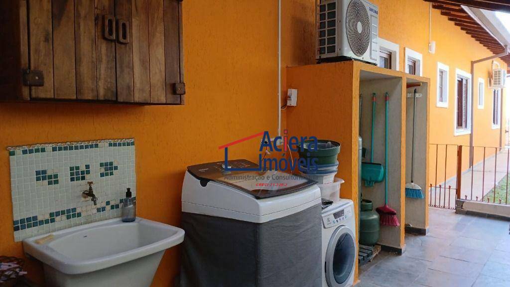 Casa de Condomínio à venda com 3 quartos, 217m² - Foto 28