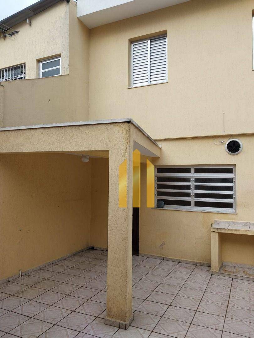 Sobrado à venda e aluguel com 3 quartos, 180m² - Foto 63