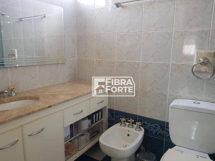 Apartamento à venda com 3 quartos, 145m² - Foto 26