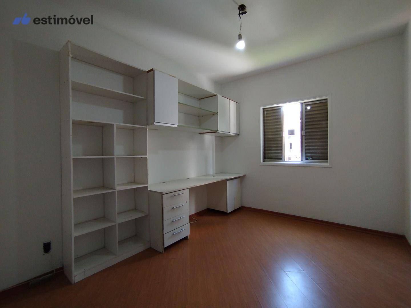 Apartamento à venda com 3 quartos, 138m² - Foto 13