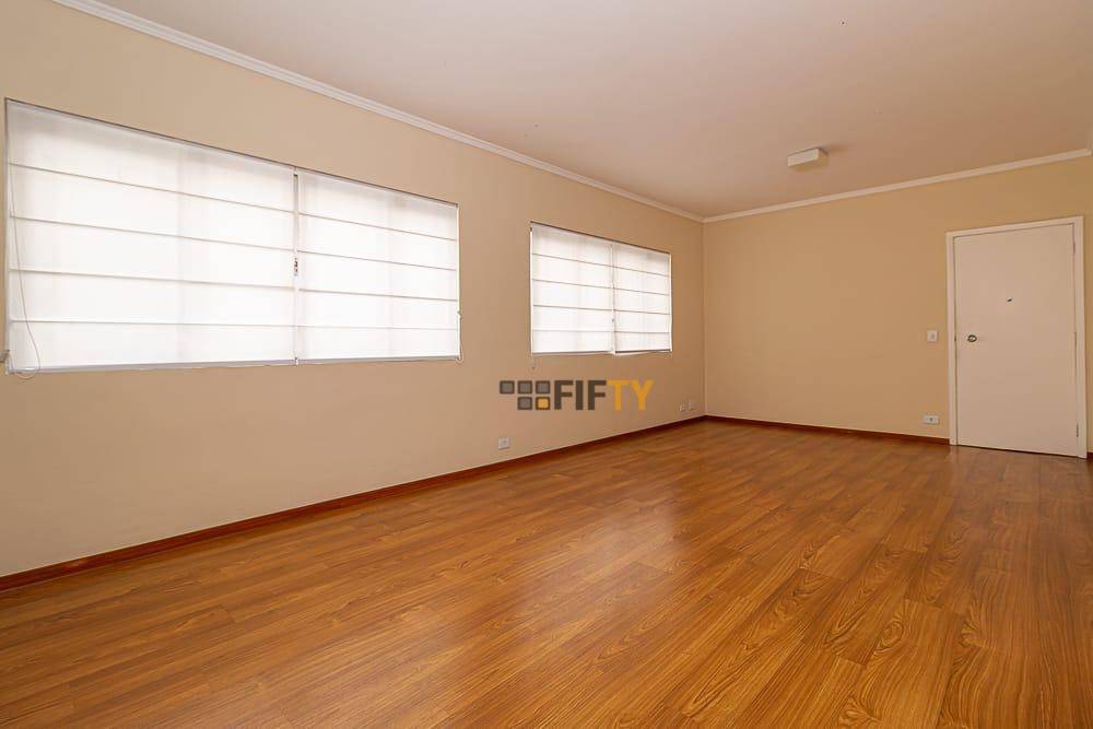 Apartamento à venda com 3 quartos, 128m² - Foto 2