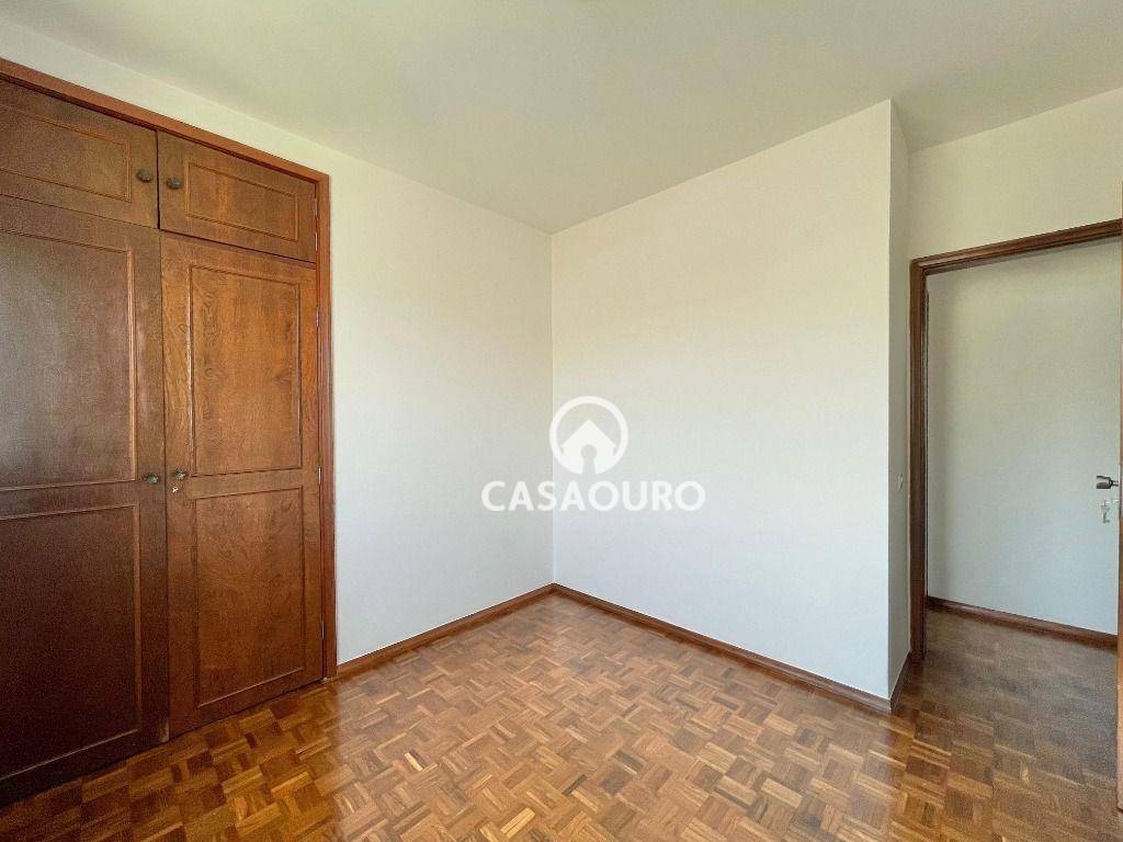 Apartamento à venda com 3 quartos, 110m² - Foto 10