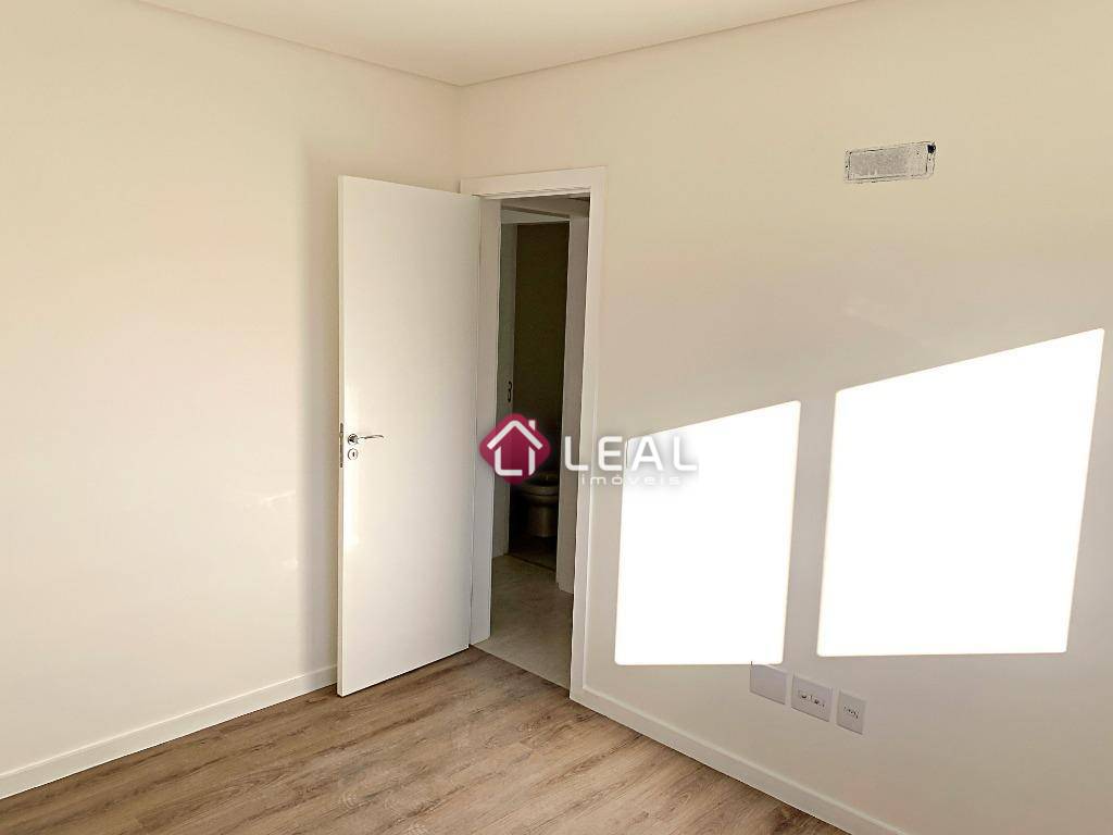 Apartamento à venda com 3 quartos, 105m² - Foto 15