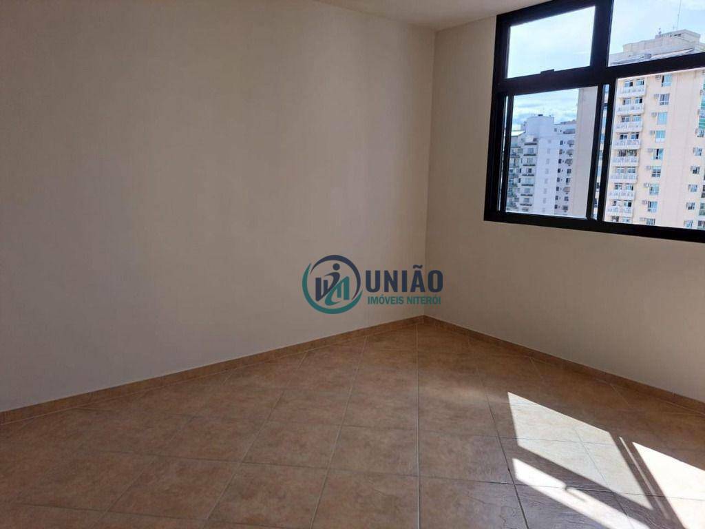 Apartamento à venda com 3 quartos, 120m² - Foto 6