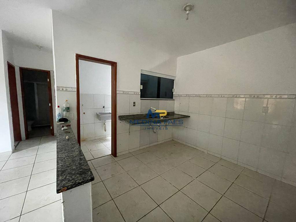 Casa à venda com 2 quartos, 60M2 - Foto 6