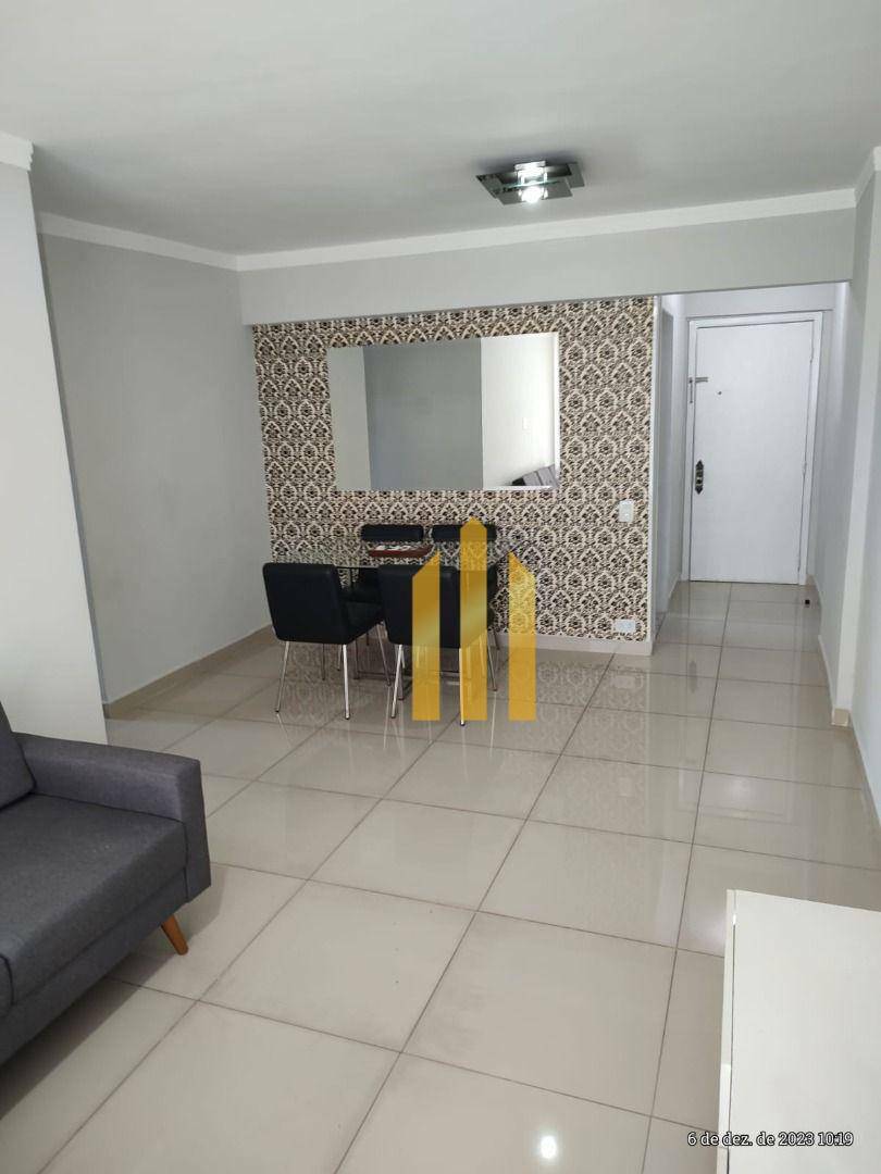 Apartamento à venda com 3 quartos, 70m² - Foto 2