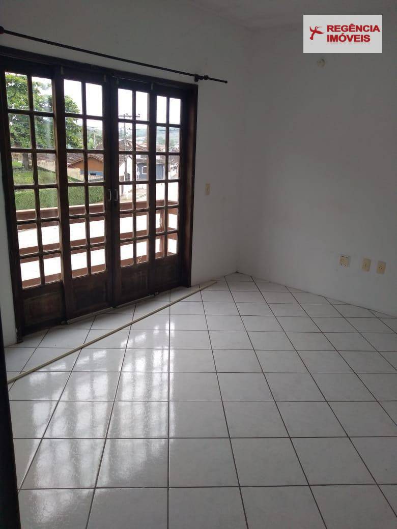 Casa à venda com 9 quartos, 550m² - Foto 14