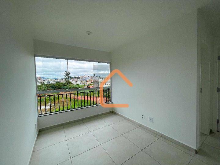 Apartamento à venda com 2 quartos, 60m² - Foto 10