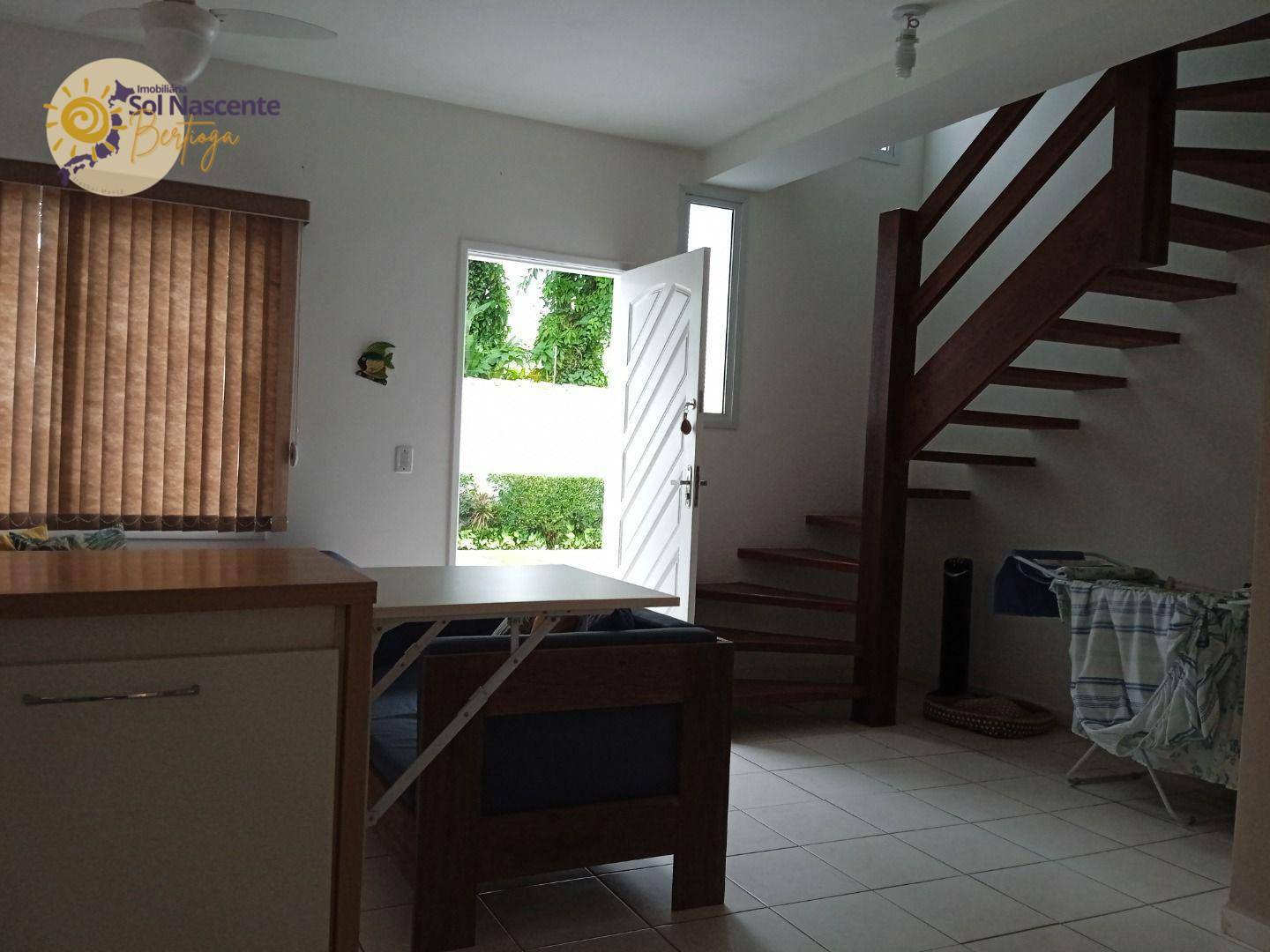 Casa à venda com 3 quartos, 80m² - Foto 12