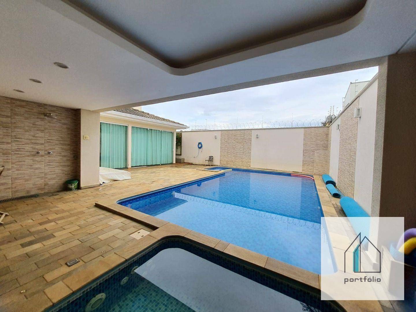 Casa à venda com 4 quartos, 270m² - Foto 24