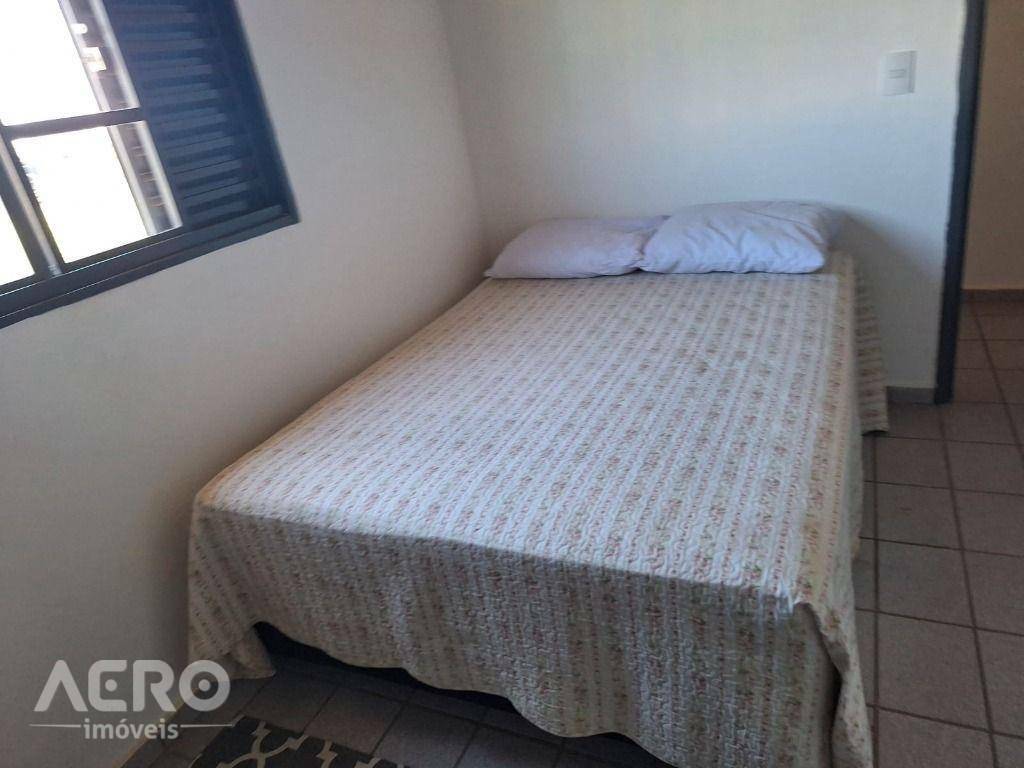 Apartamento à venda com 2 quartos, 72m² - Foto 11