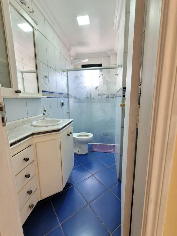 Apartamento à venda com 3 quartos, 120m² - Foto 4