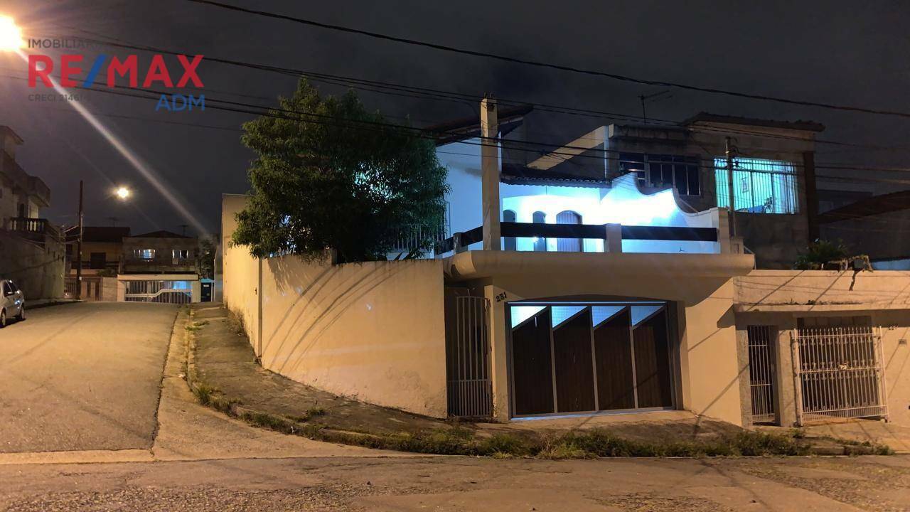 Casa, 3 quartos, 98 m² - Foto 1