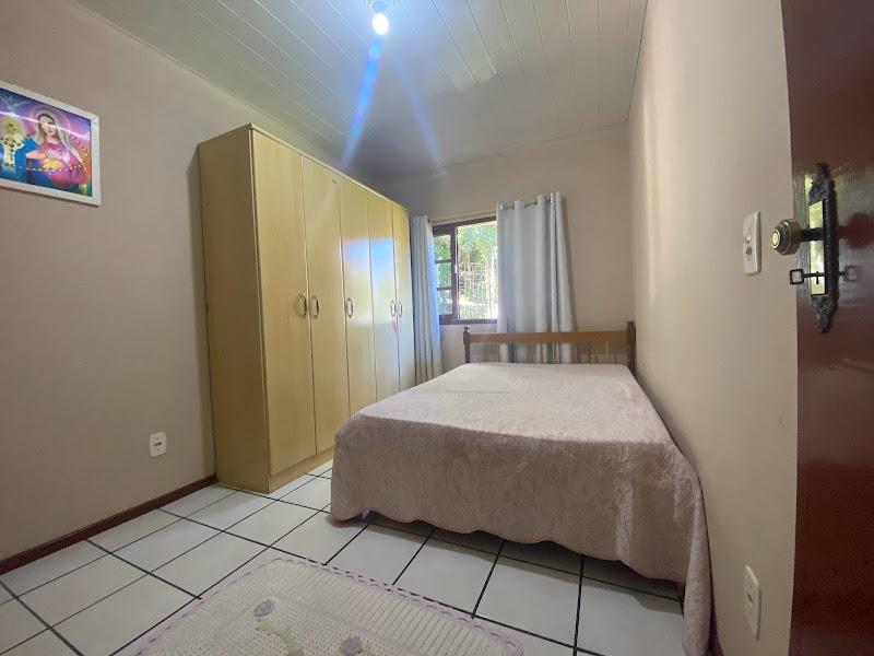 Casa à venda com 3 quartos, 200m² - Foto 26