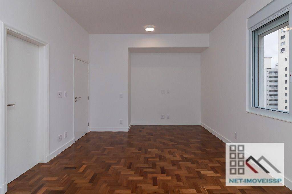 Apartamento à venda com 3 quartos, 239m² - Foto 32