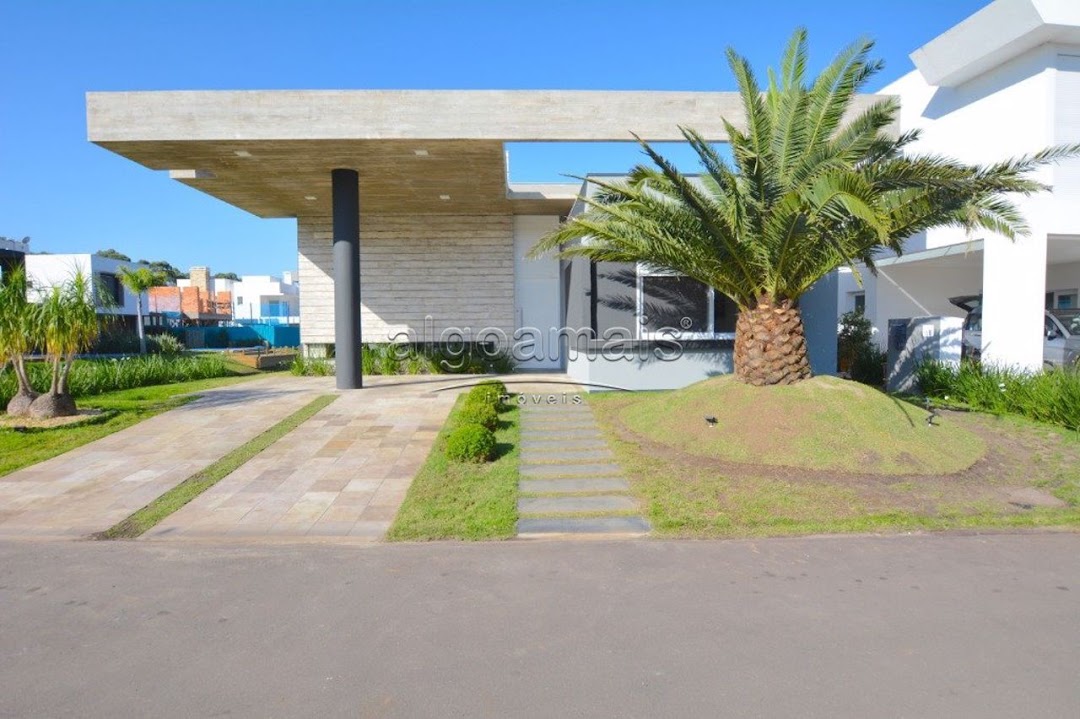 Casa de Condomínio à venda com 4 quartos, 236m² - Foto 2