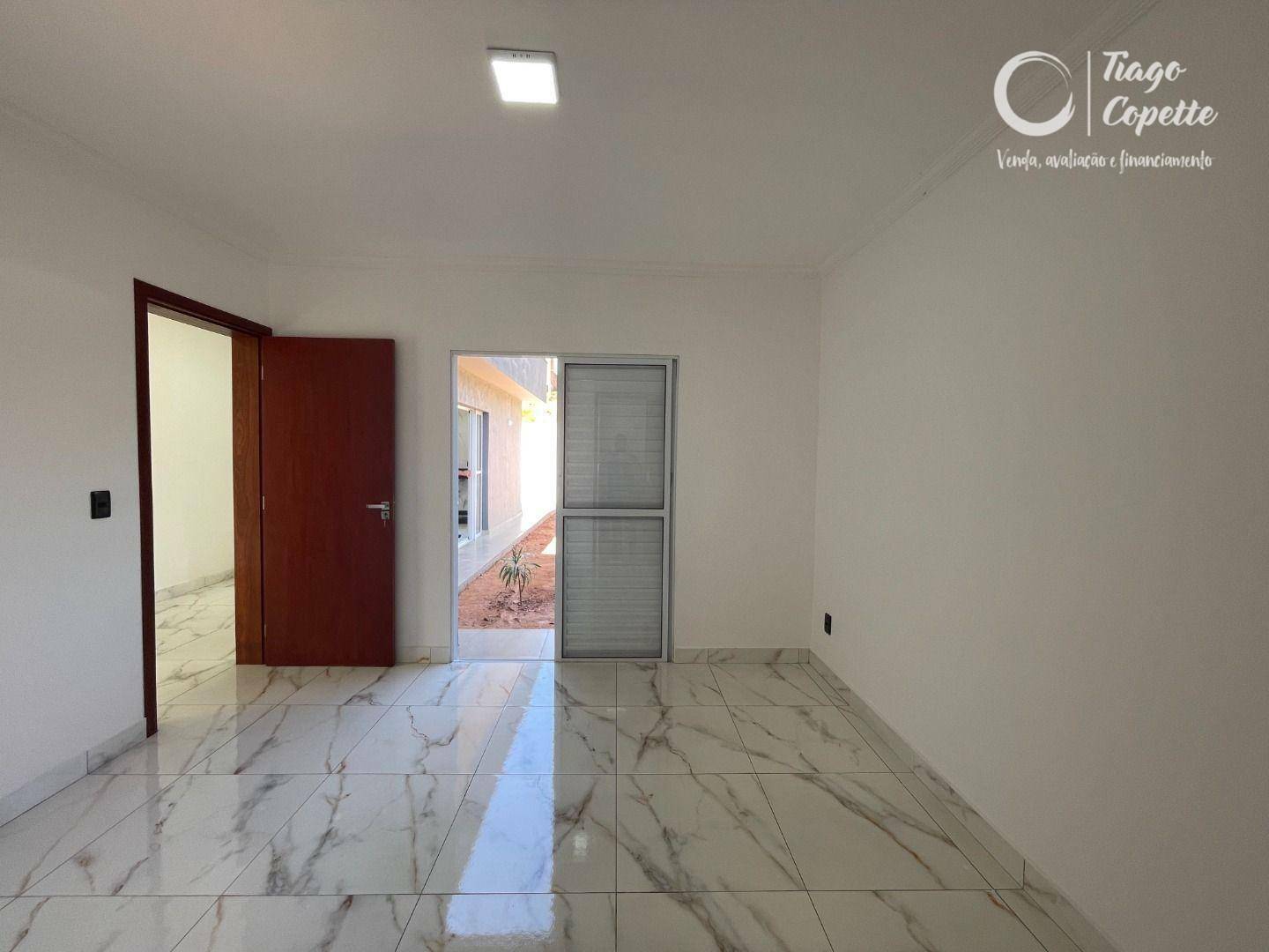 Casa à venda com 3 quartos, 90m² - Foto 11