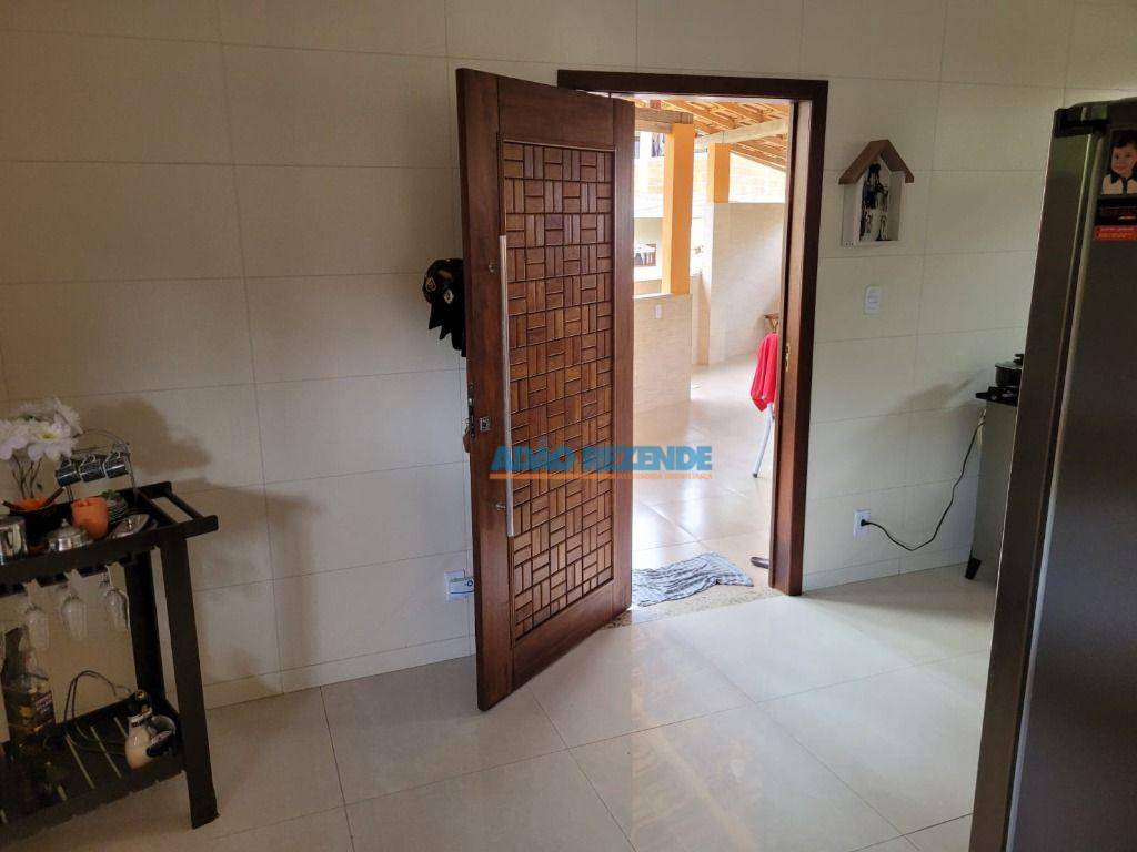 Chácara à venda com 2 quartos, 156m² - Foto 8