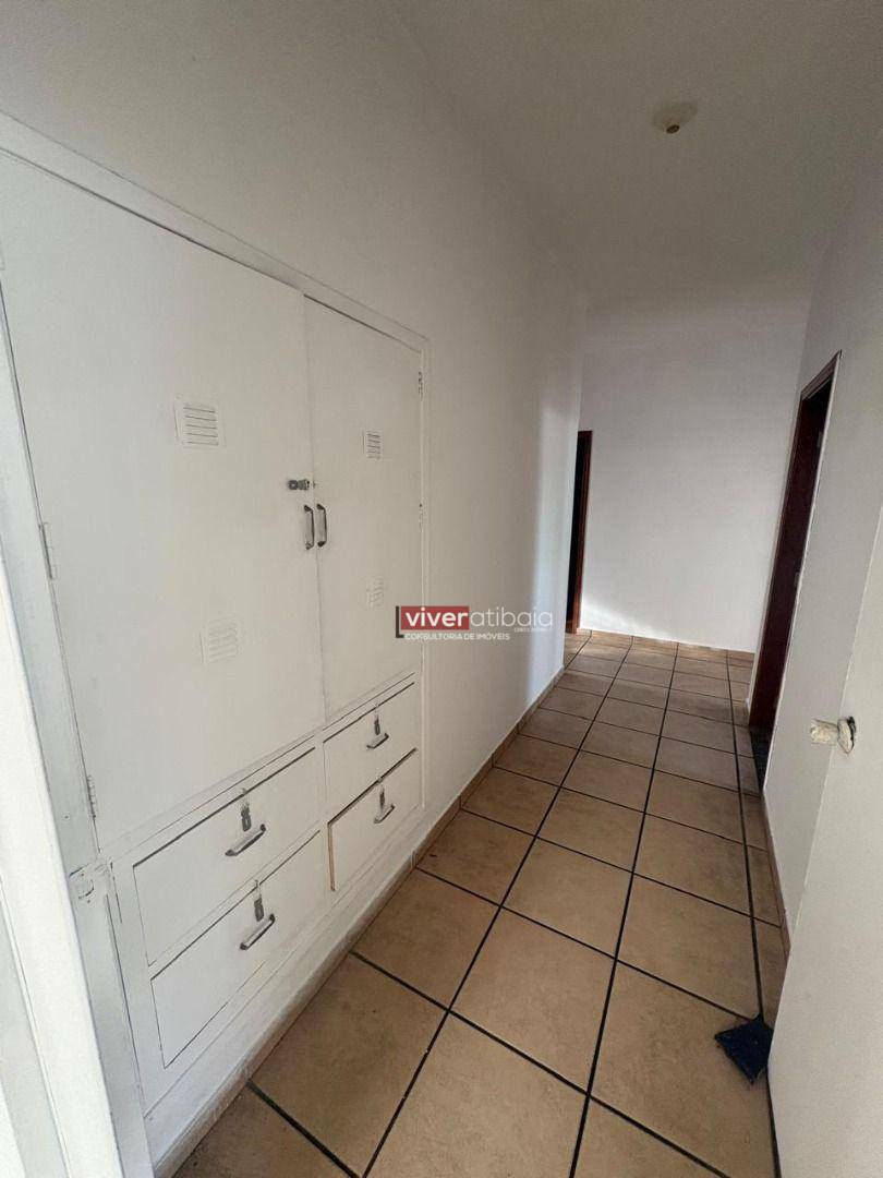 Casa para alugar com 4 quartos, 180m² - Foto 23