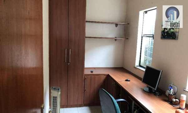 Sobrado à venda com 3 quartos, 300m² - Foto 11