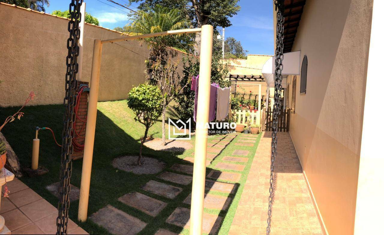 Chácara à venda com 4 quartos, 283m² - Foto 7