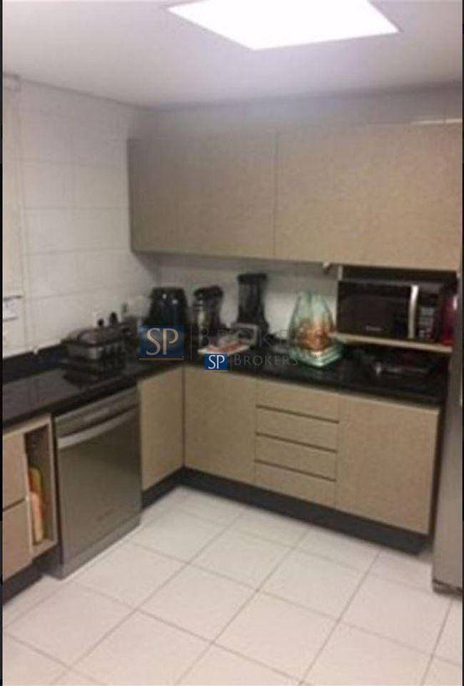 Apartamento à venda com 3 quartos, 258m² - Foto 13