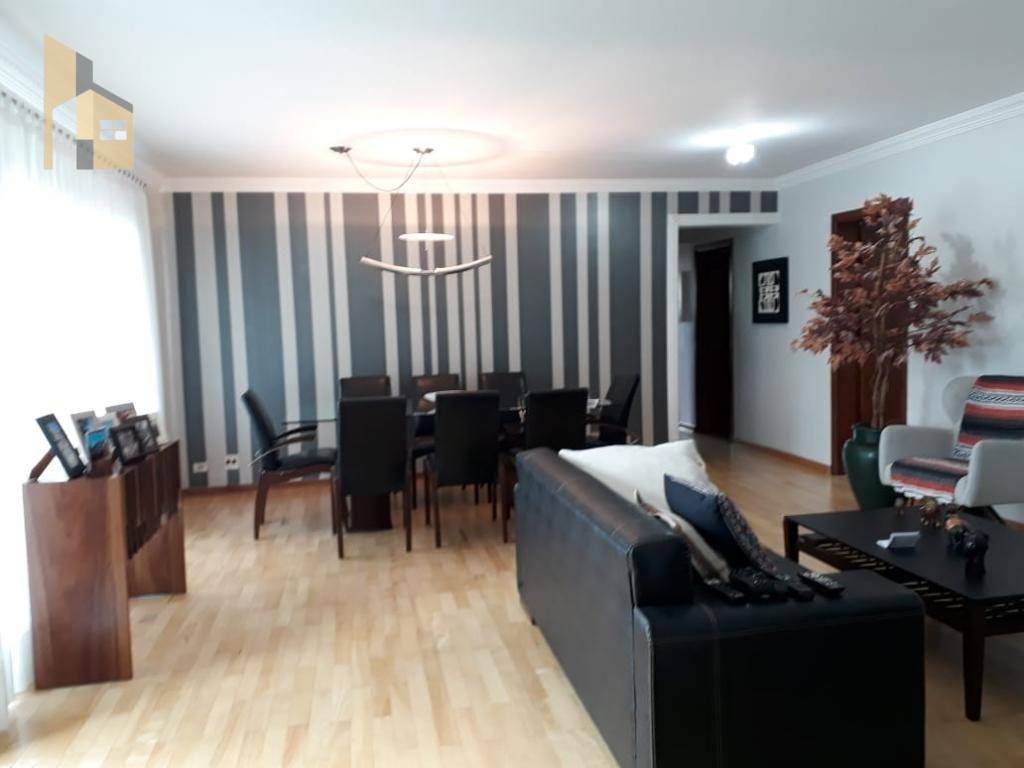 Apartamento à venda com 3 quartos, 203m² - Foto 1