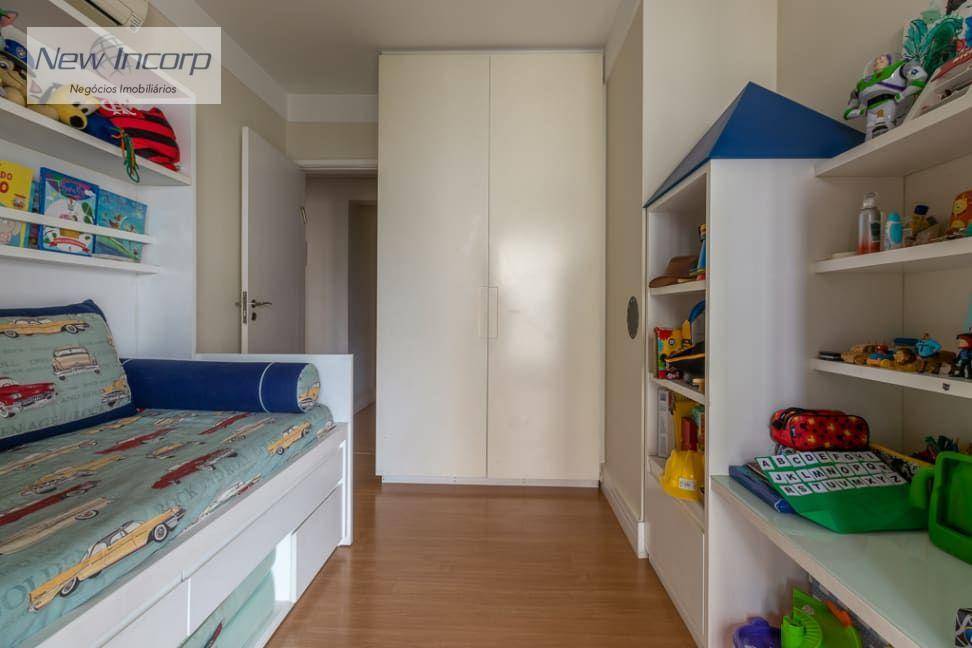 Apartamento à venda com 3 quartos, 154m² - Foto 23