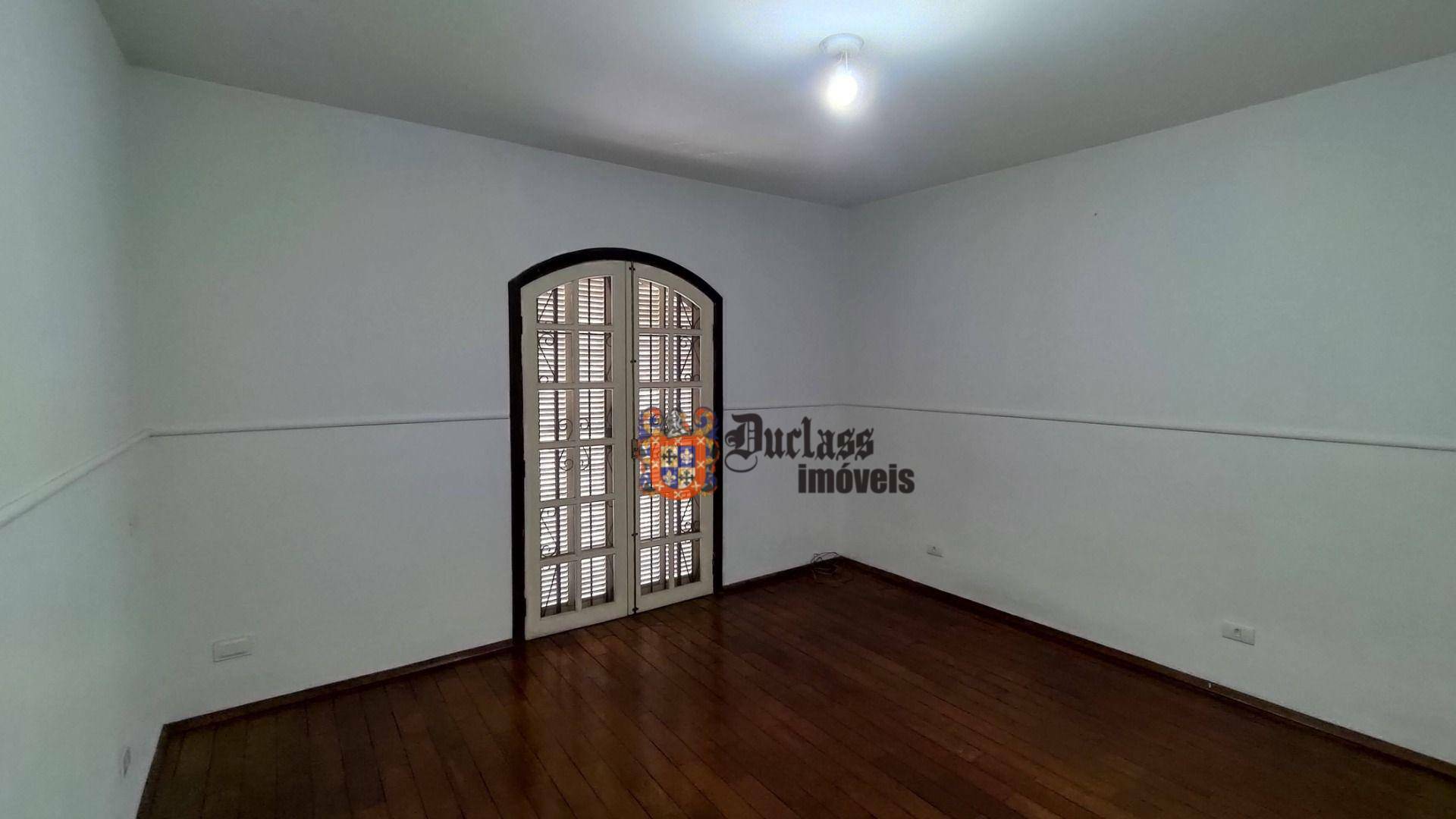 Sobrado à venda com 4 quartos, 275m² - Foto 4