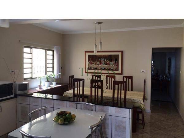 Sobrado à venda com 3 quartos, 187m² - Foto 2