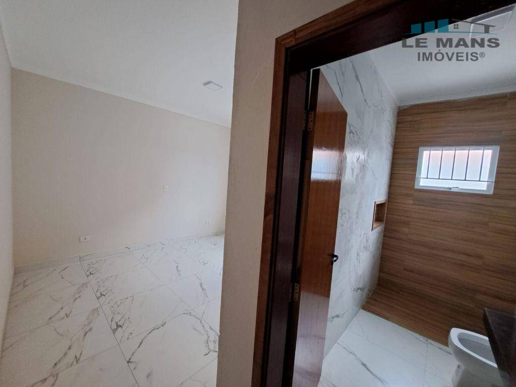 Casa à venda com 3 quartos, 122m² - Foto 13