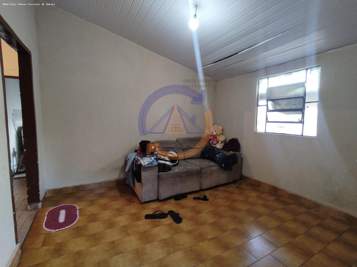 Casa à venda com 2 quartos, 264m² - Foto 8