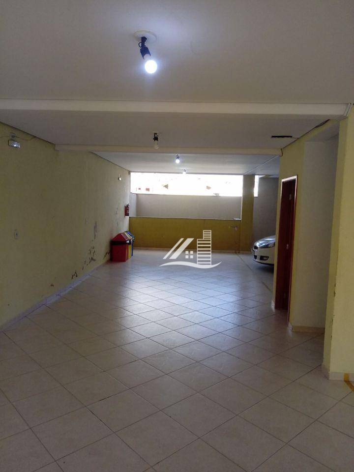 Apartamento à venda com 2 quartos, 67m² - Foto 30