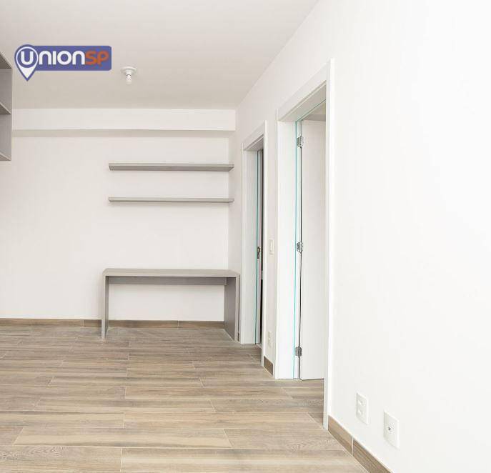 Apartamento à venda com 1 quarto, 50m² - Foto 4