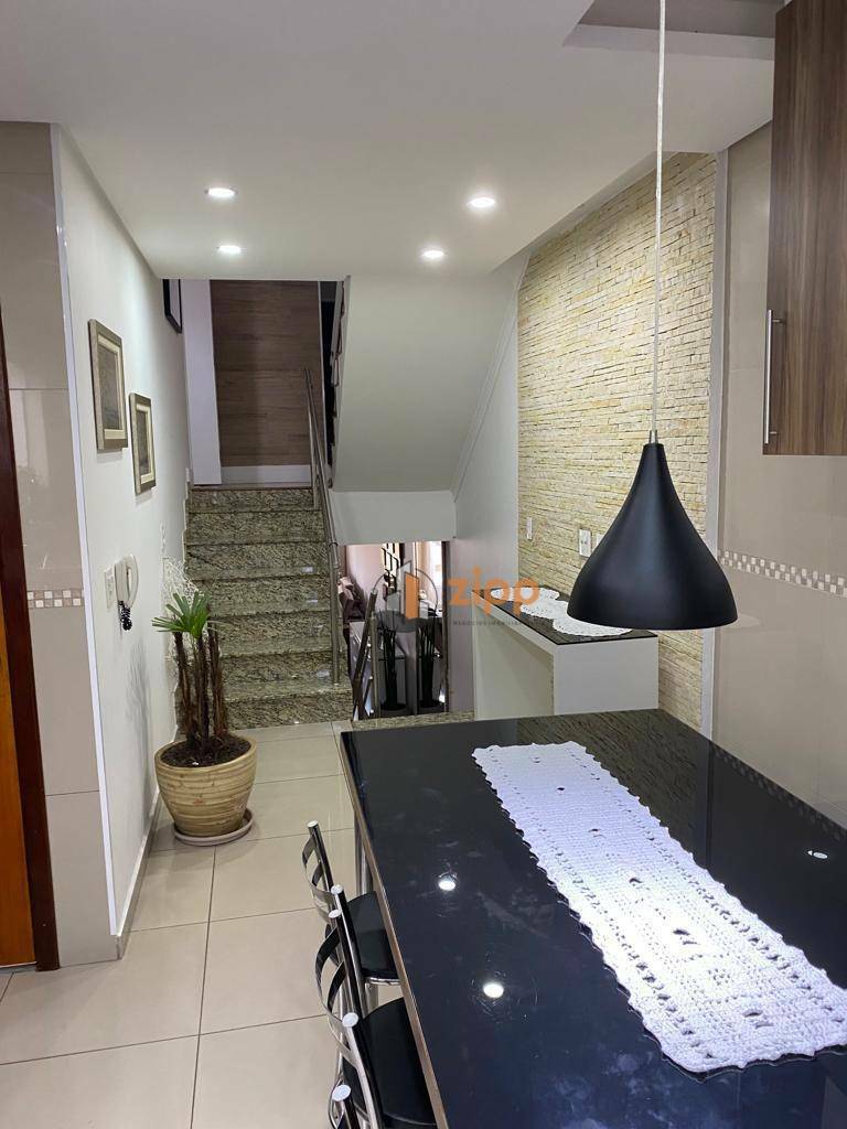 Sobrado à venda com 3 quartos, 240m² - Foto 14