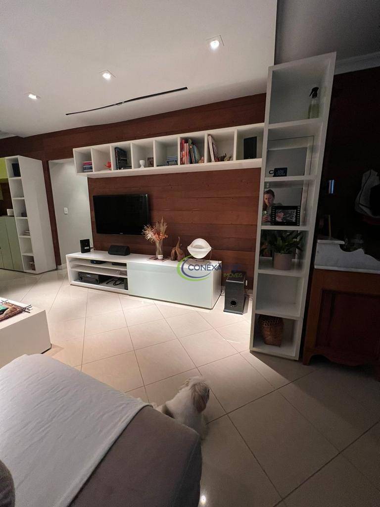 Sobrado à venda com 5 quartos, 322m² - Foto 208