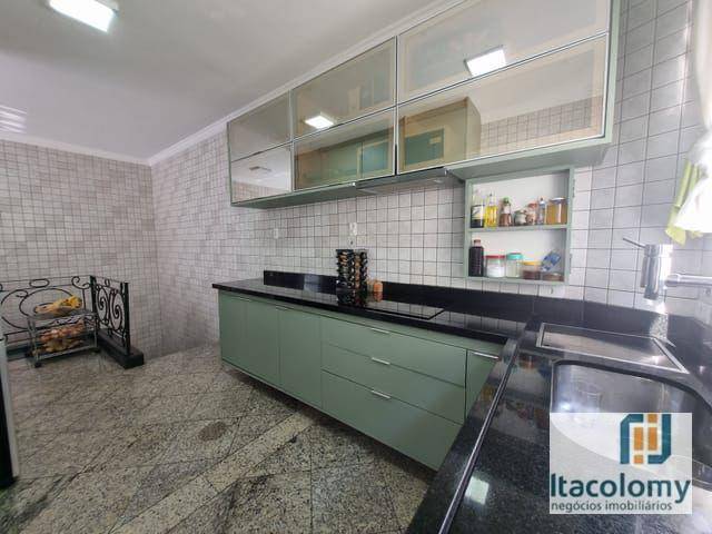 Casa de Condomínio para alugar com 4 quartos, 600m² - Foto 14