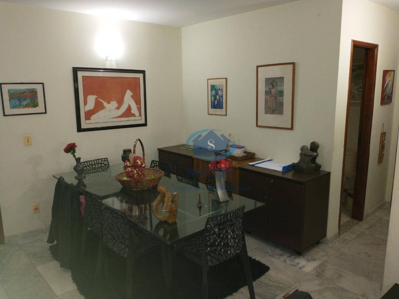 Apartamento à venda com 3 quartos, 105m² - Foto 1