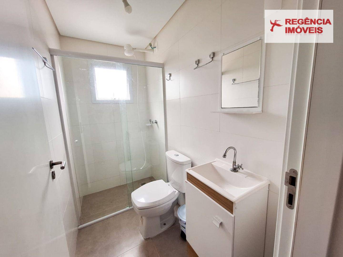 Apartamento à venda com 2 quartos, 65m² - Foto 19