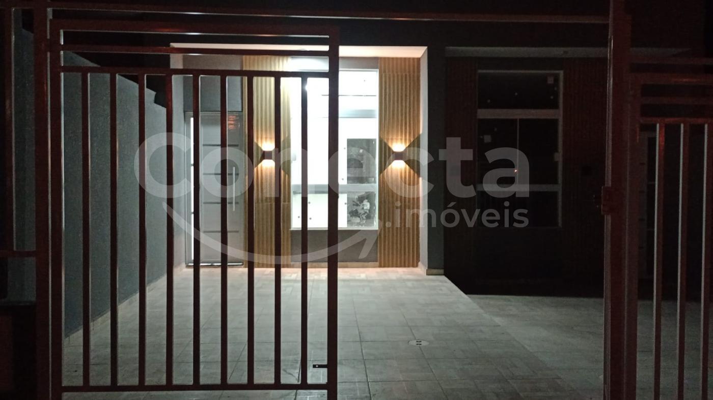 Casa à venda com 2 quartos, 52m² - Foto 10
